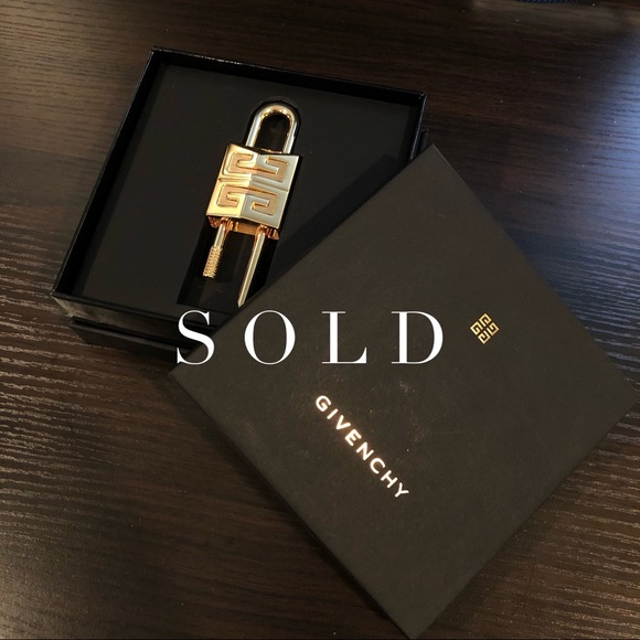 Givenchy,  Lover’s Lock Padlock by Mattew Williams - Picture 1 of 8